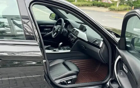 BMW 3 серия, 2017 год, 2 160 000 рублей, 9 фотография
