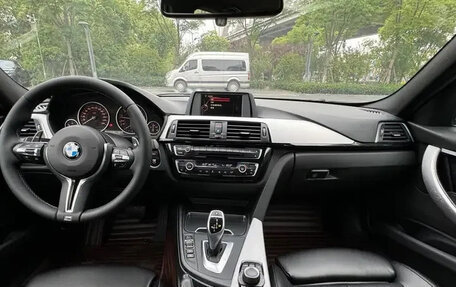 BMW 3 серия, 2017 год, 2 160 000 рублей, 10 фотография