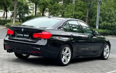 BMW 3 серия, 2017 год, 2 160 000 рублей, 14 фотография