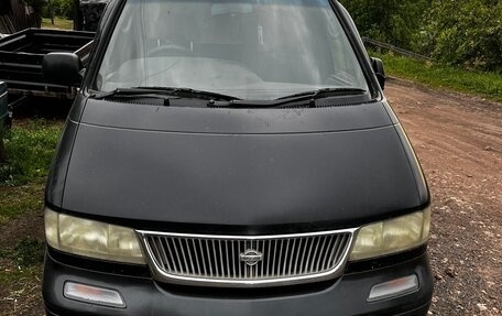 Nissan Largo III (W30), 1986 год, 200 000 рублей, 1 фотография