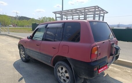 Toyota RAV4, 1998 год, 600 000 рублей, 1 фотография