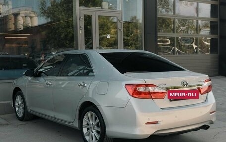 Toyota Camry, 2012 год, 1 800 000 рублей, 7 фотография