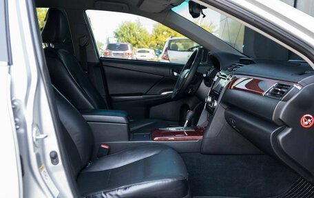 Toyota Camry, 2012 год, 1 800 000 рублей, 20 фотография