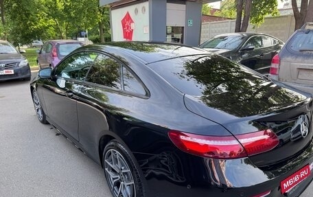Mercedes-Benz E-Класс, 2019 год, 4 550 000 рублей, 7 фотография