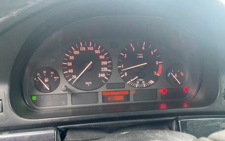 BMW 5 серия, 1997 год, 500 000 рублей, 12 фотография