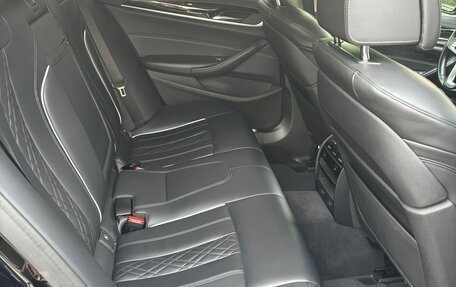 BMW 5 серия, 2019 год, 3 499 000 рублей, 33 фотография