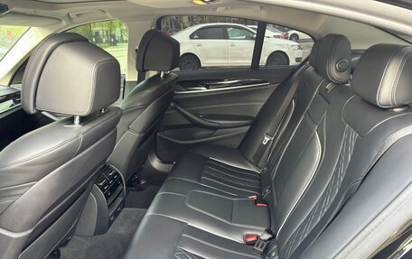 BMW 5 серия, 2019 год, 3 499 000 рублей, 32 фотография