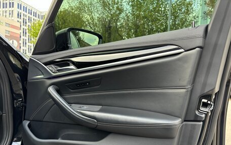 BMW 5 серия, 2019 год, 3 499 000 рублей, 25 фотография