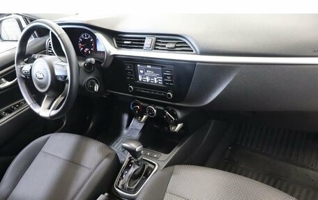 KIA Rio IV, 2021 год, 1 610 000 рублей, 5 фотография