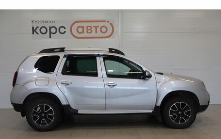 Renault Duster I рестайлинг, 2016 год, 900 000 рублей, 4 фотография