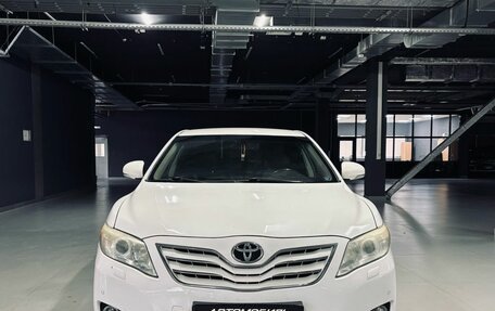 Toyota Camry, 2011 год, 1 300 000 рублей, 2 фотография