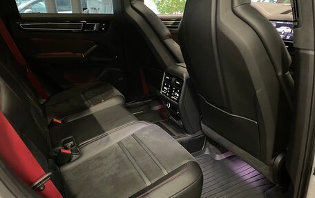 Porsche Cayenne III, 2021 год, 12 800 000 рублей, 38 фотография