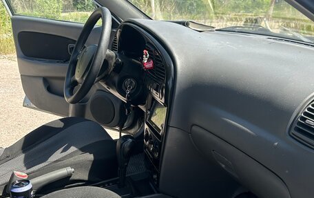KIA Spectra II (LD), 2004 год, 350 000 рублей, 21 фотография