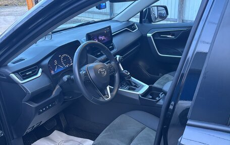 Toyota RAV4, 2024 год, 4 100 000 рублей, 6 фотография