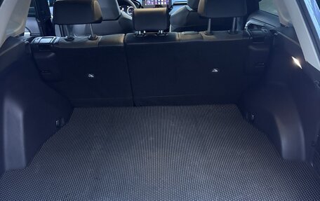 Toyota RAV4, 2024 год, 4 100 000 рублей, 9 фотография