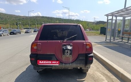 Toyota RAV4, 1998 год, 600 000 рублей, 2 фотография