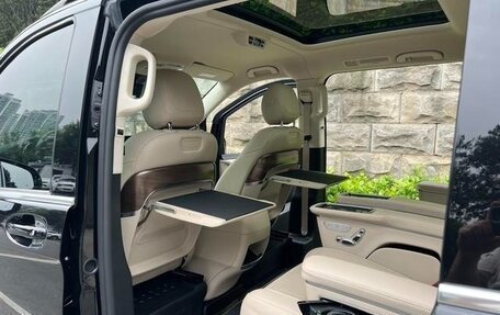 Mercedes-Benz V-Класс, 2022 год, 5 108 000 рублей, 23 фотография