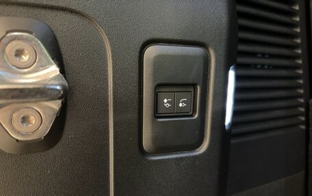 Land Rover Defender II, 2025 год, 20 900 000 рублей, 12 фотография