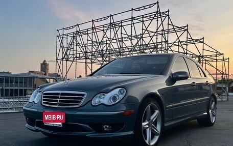 Mercedes-Benz C-Класс, 2004 год, 990 000 рублей, 3 фотография