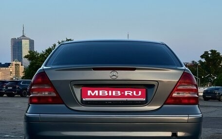 Mercedes-Benz C-Класс, 2004 год, 990 000 рублей, 10 фотография