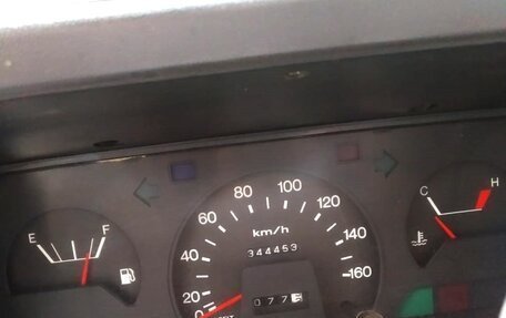 Toyota Land Cruiser 70, 1993 год, 1 650 000 рублей, 3 фотография