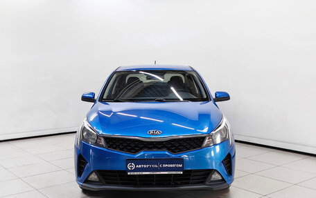 KIA Rio IV, 2021 год, 1 399 000 рублей, 3 фотография