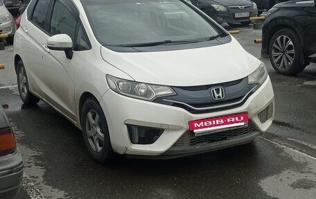 Honda Fit III, 2013 год, 1 000 000 рублей, 2 фотография