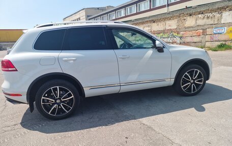 Volkswagen Touareg III, 2015 год, 3 450 000 рублей, 4 фотография