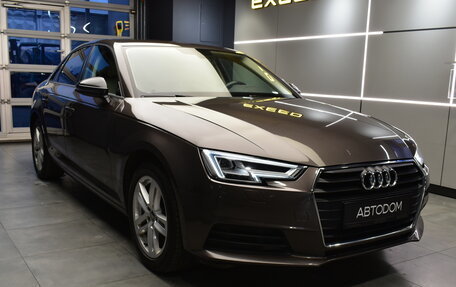 Audi A4, 2018 год, 2 190 000 рублей, 3 фотография