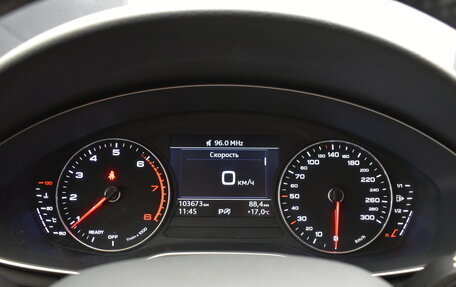 Audi A4, 2018 год, 2 190 000 рублей, 13 фотография