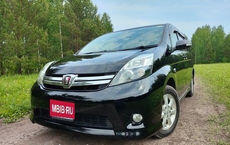 Toyota ISis I, 2011 год, 1 385 000 рублей, 1 фотография