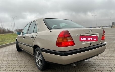 Mercedes-Benz C-Класс, 1994 год, 610 000 рублей, 6 фотография