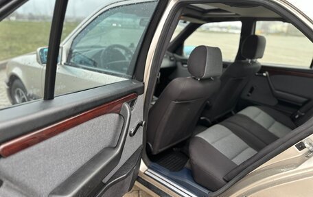 Mercedes-Benz C-Класс, 1994 год, 610 000 рублей, 12 фотография