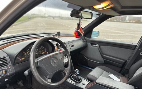 Mercedes-Benz C-Класс, 1994 год, 610 000 рублей, 17 фотография