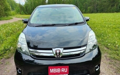 Toyota ISis I, 2011 год, 1 385 000 рублей, 8 фотография