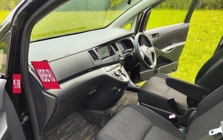 Toyota ISis I, 2011 год, 1 385 000 рублей, 9 фотография
