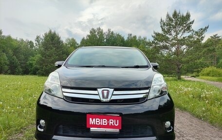 Toyota ISis I, 2011 год, 1 385 000 рублей, 26 фотография