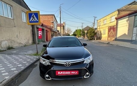 Toyota Camry, 2016 год, 1 520 000 рублей, 3 фотография