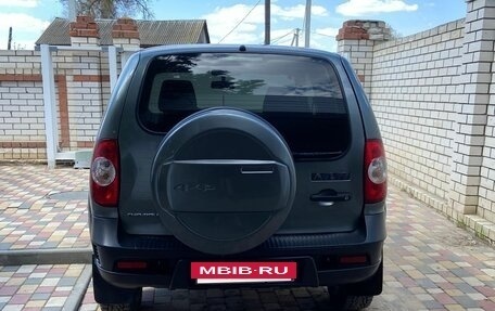 Chevrolet Niva I рестайлинг, 2017 год, 780 000 рублей, 2 фотография