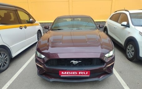 Ford Mustang VI рестайлинг, 2018 год, 2 250 000 рублей, 6 фотография