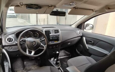Renault Logan II, 2019 год, 620 000 рублей, 4 фотография