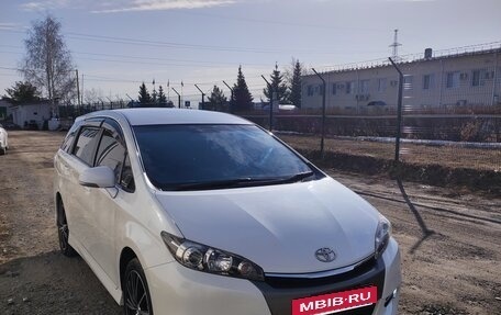 Toyota Wish II, 2012 год, 1 850 000 рублей, 13 фотография