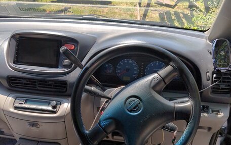 Nissan Serena II, 2000 год, 770 000 рублей, 6 фотография