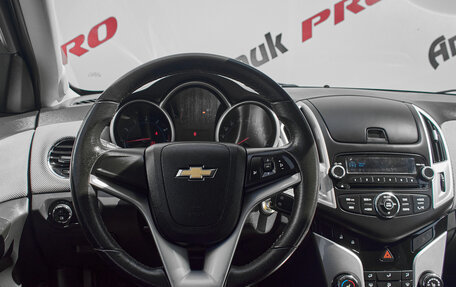 Chevrolet Cruze II, 2013 год, 930 000 рублей, 10 фотография