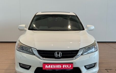Honda Accord IX рестайлинг, 2013 год, 1 580 000 рублей, 2 фотография
