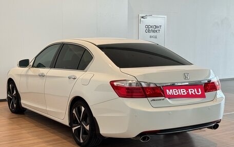 Honda Accord IX рестайлинг, 2013 год, 1 580 000 рублей, 7 фотография