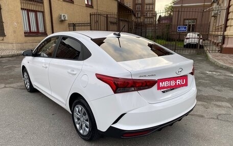Hyundai Solaris II рестайлинг, 2022 год, 1 950 000 рублей, 6 фотография