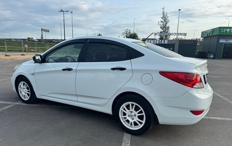 Hyundai Solaris II рестайлинг, 2014 год, 699 999 рублей, 14 фотография