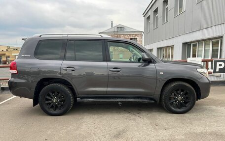 Toyota Land Cruiser 200, 2011 год, 3 990 000 рублей, 4 фотография