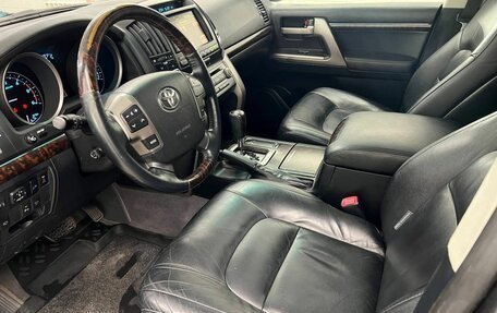 Toyota Land Cruiser 200, 2011 год, 3 990 000 рублей, 9 фотография
